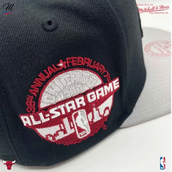 Cappello NBA "Core III Snapback" Chicago Bulls (Cappellino) Mitchell & Ness chez FrenchMarket