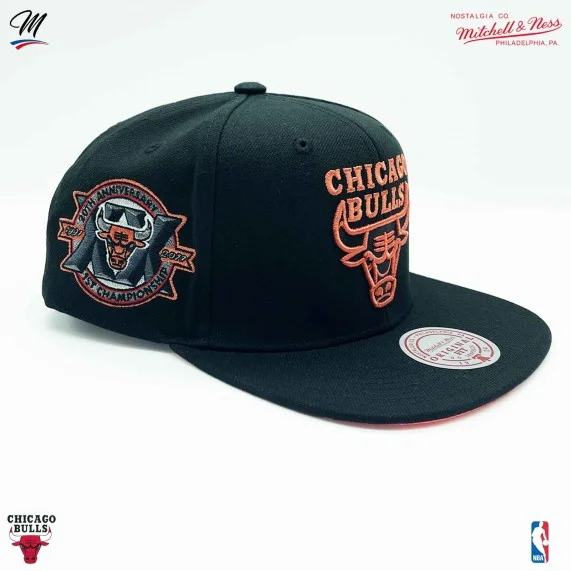 Cappellino NBA "Core VI Snapback" Chicago Bulls (Cappellino) Mitchell & Ness chez FrenchMarket