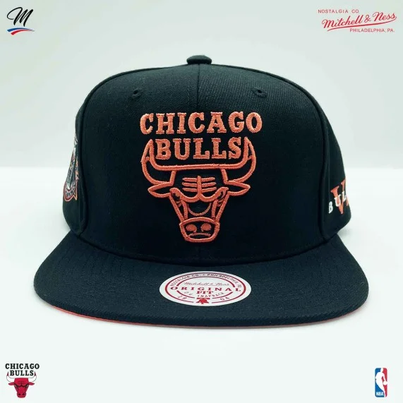 Cappellino NBA "Core VI Snapback" Chicago Bulls (Cappellino) Mitchell & Ness chez FrenchMarket