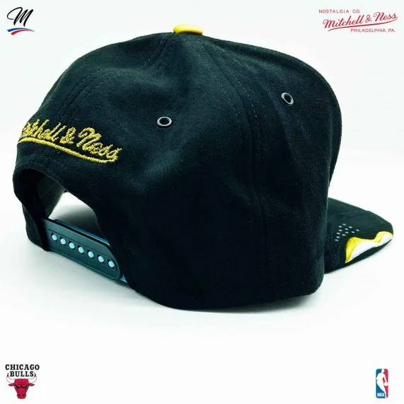 Casquette NBA Chicago Bulls "Day 6 Snapback" (Casquettes) Mitchell & Ness chez FrenchMarket