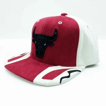 Cappellino NBA "Day 6 Snapback" dei Chicago Bulls (Cappellino) Mitchell & Ness chez FrenchMarket