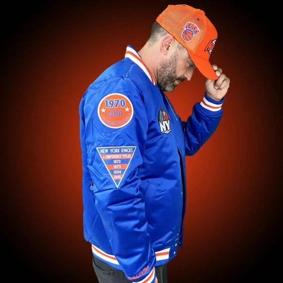 Bomberjacke Satin NBA Champion New York Knicks (Bomber) Mitchell & Ness auf FrenchMarket