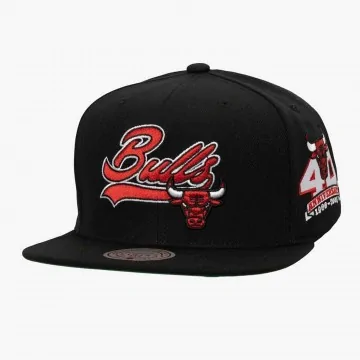 Casquette NBA Chicago Bulls "Oversweep" snapback (Gorra de la NBA) Mitchell & Ness chez FrenchMarket